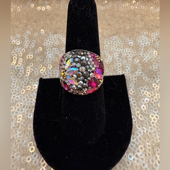 NWT Gorgeous Austrian Crystal / 925 Silver Size 7.5 ring from Mosaico - Picture 7 of 10